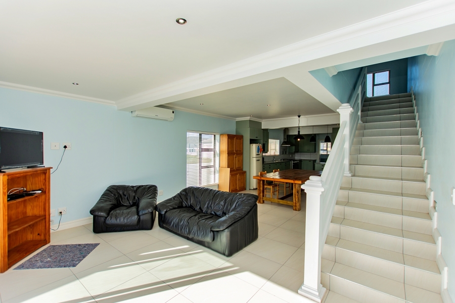 3 Bedroom Property for Sale in Sandy Point Western Cape